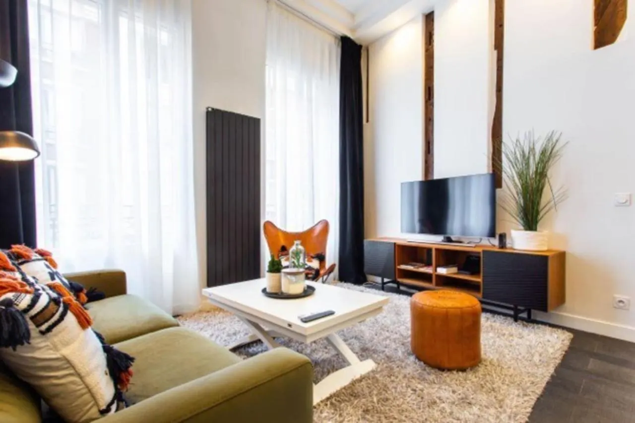 Superb Apartment 2Bdr-6P - Rex Grands Boulevards Paris France